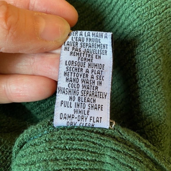 Forest Green V Neck Rib Knit Sweater Cozycore Longer Length Medium Jewel Tone - Picture 11 of 16